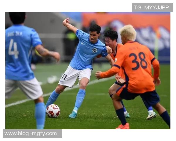 铲射自家大门乌龙失误三镇扳回一球十人新鹏城仍落后