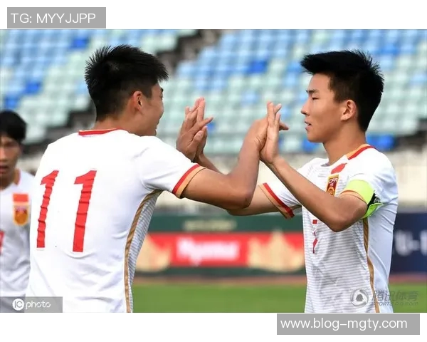 亚预赛关键对决中国香港迎战新加坡首发阵容揭晓安永佳陈晋一领衔出战